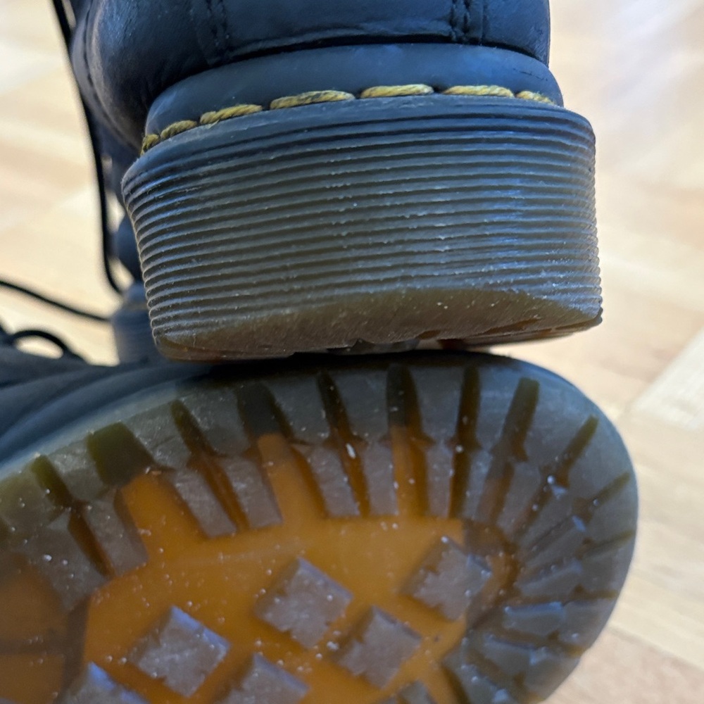Dr Martens Serena Leather Boots with fur lining - Picture 6 of 7